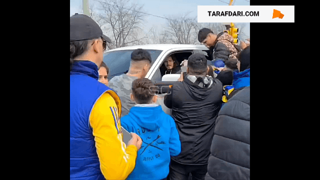 امضا دادن ادینسون کاوانی به هواداران بوکاجونیورز پیش از ورود به محل تمرین / فیلم