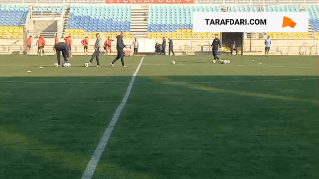 تشویق یحیی گل محمدی از سوی هواداران پرسپولیس / فیلم