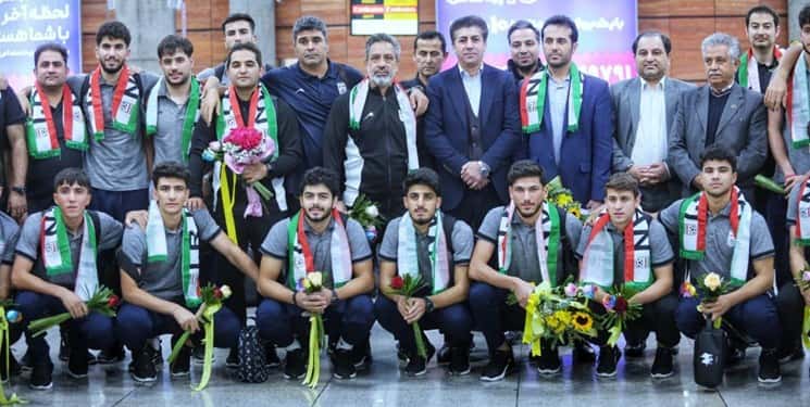 واکنش هادی شکوری به تمدید نکردن قرارداد آرشا با استقلال