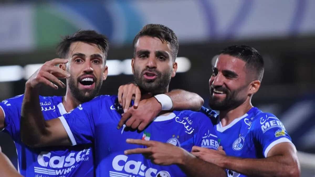 ترکیب دفاعی اجباری جواد نکونام برابر ذوب آهن