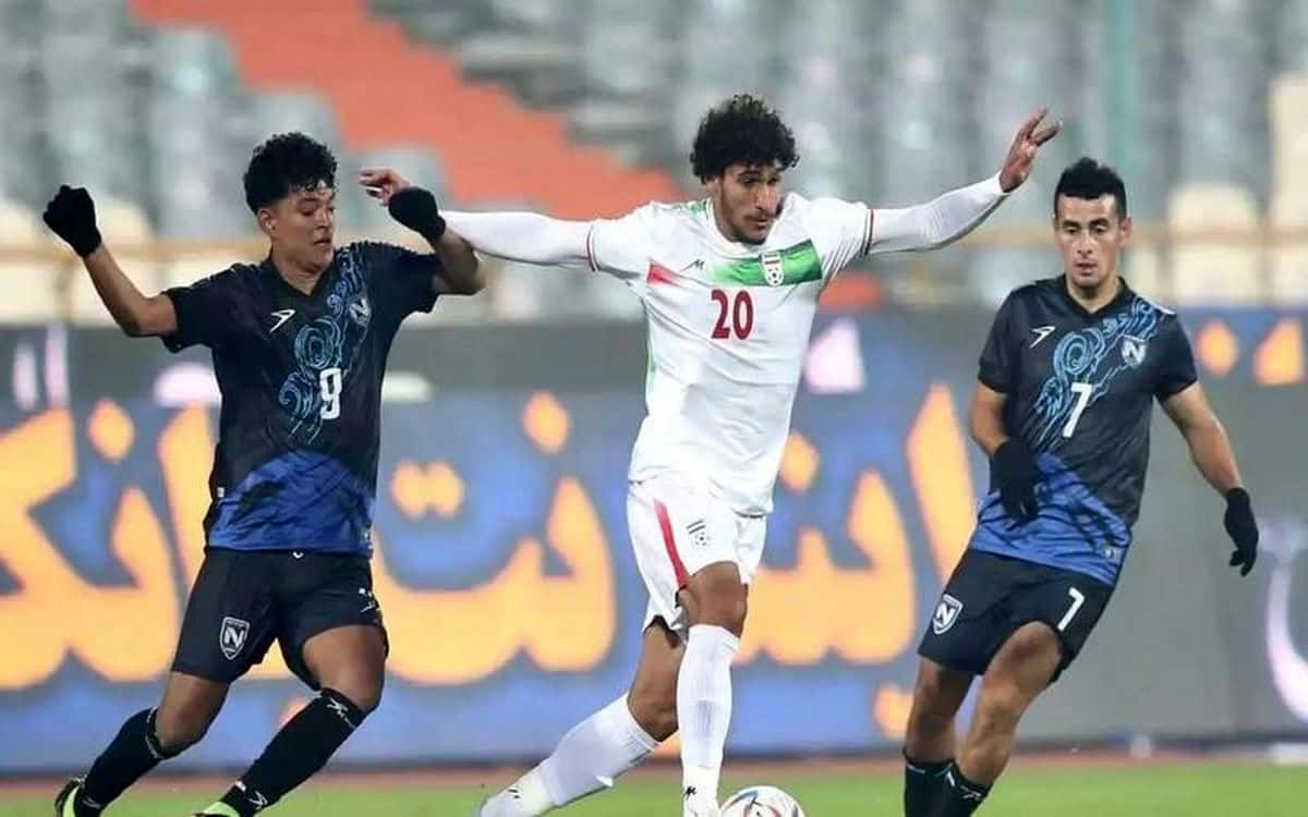استقلال تا شنبه بحران دفاع راست دارد
