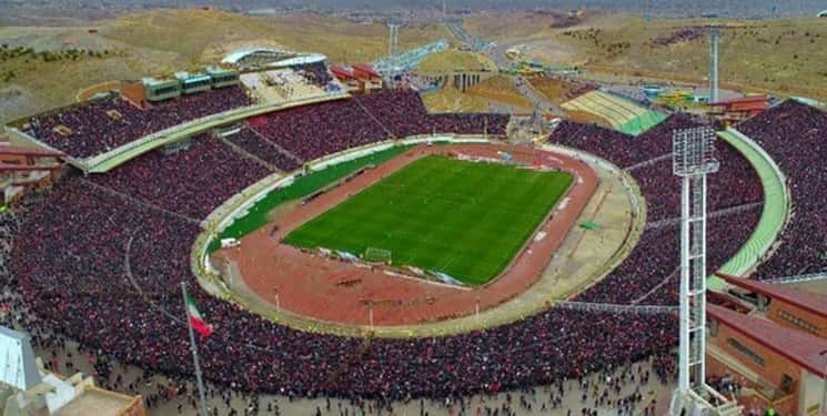 گرم کردن رشید مظاهری در آستانه بازی با صنعت نفت آبادان و جو ورزشگاه شهید وطنی