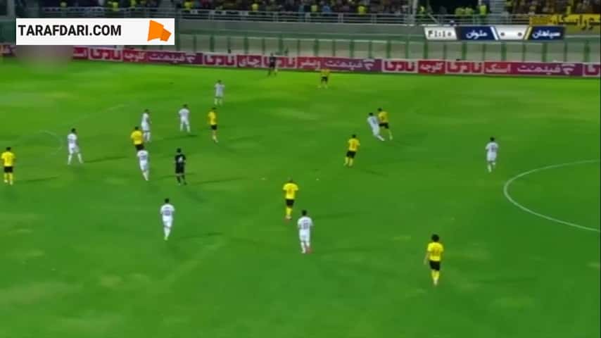 گل تماشایی محمد کریمی به ملوان (سپاهان 1-0 ملوان)