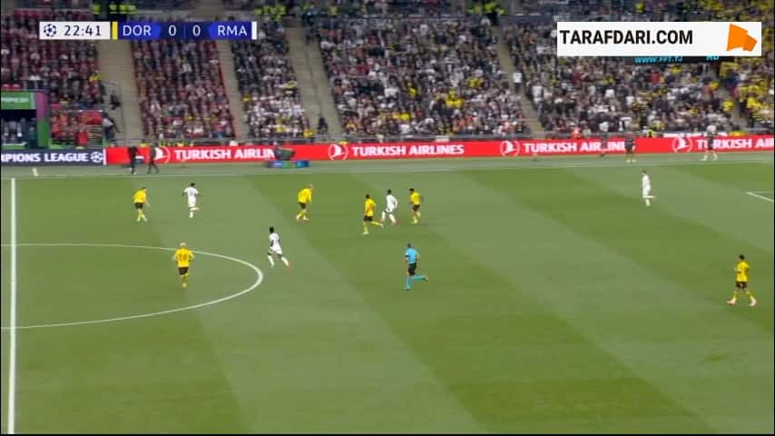 برخورد ضربه فولکروگ به تیر دروازه رئال مادرید (دورتموند 0-0 رئال مادرید)