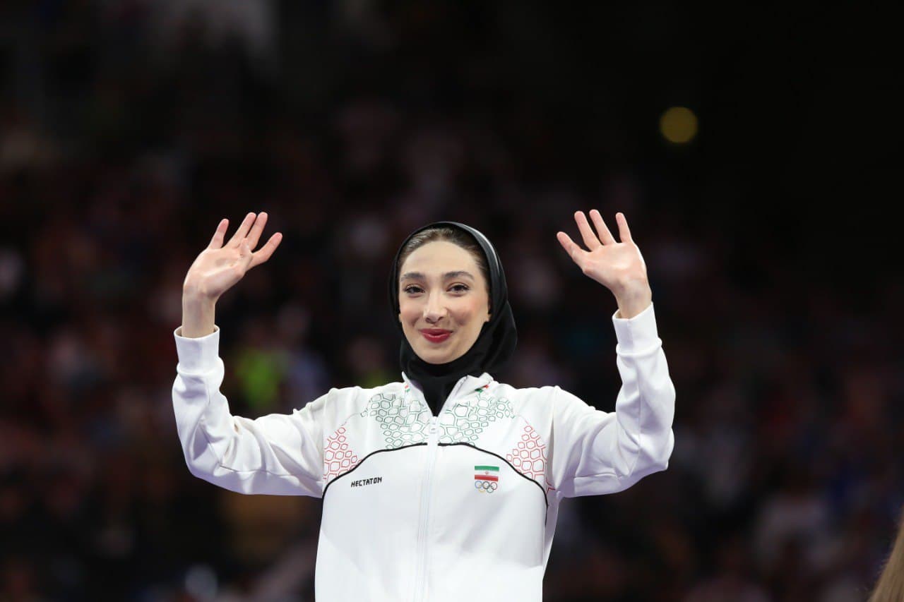 مبینا نعمت زاده در مراسم اهدای مدال المپیک 2024