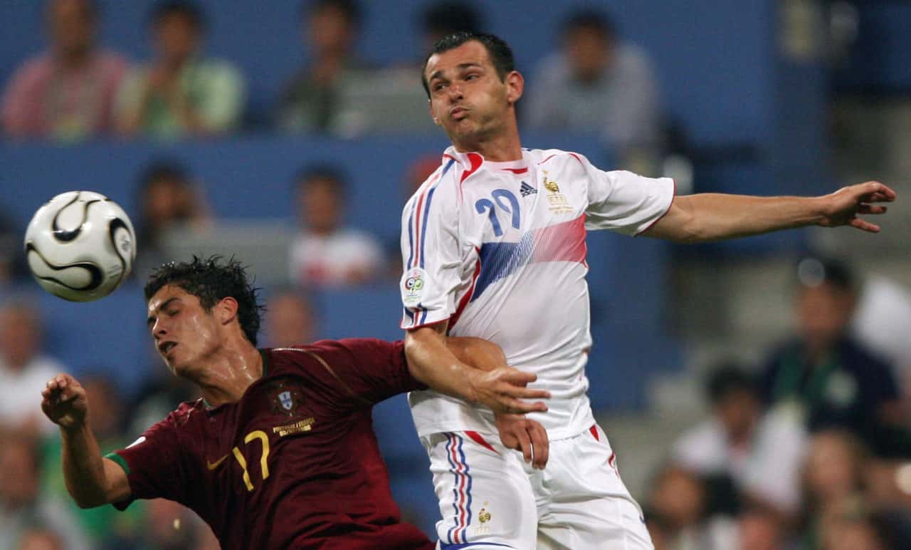 کریستیانو رونالدو مقابل ویلی سانیول - نیمه نهایی جام جهانی 2006 - پرتغال - فرانسه