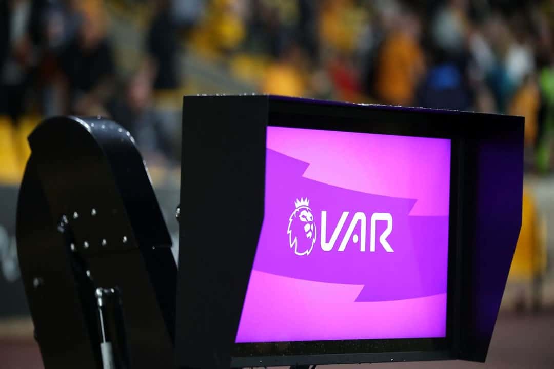 با دستور وزیر ورزش، فصل آینده با VAR برگزار میشود