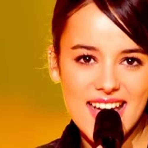 دانلود آهنگ خارجی La isla bonita از Alizée