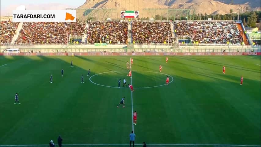 تساوی بدون گل ذوب آهن و پرسپولیس در فولادشهر اصفهان