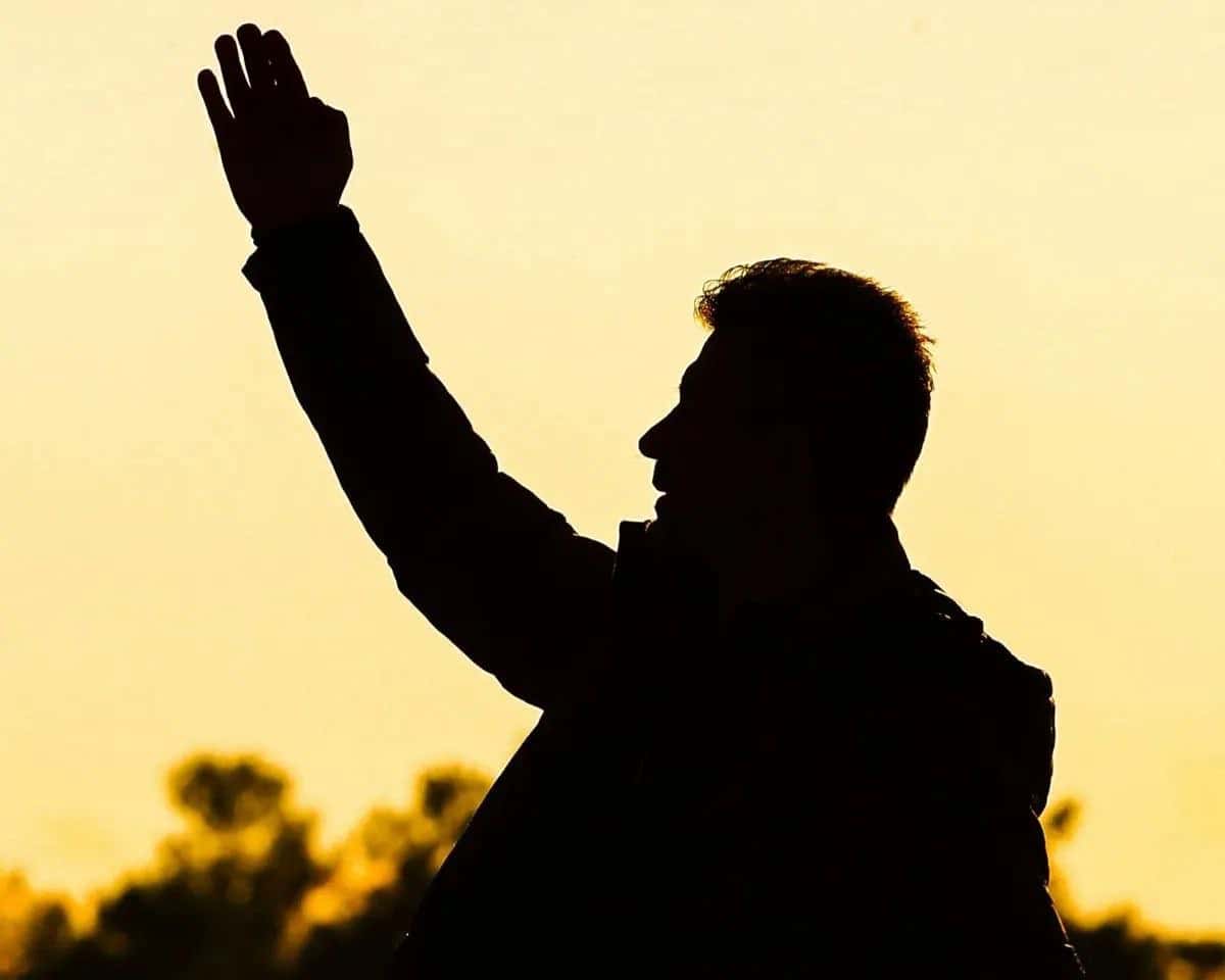 طعنه سرمربی یونانی گل گهر به خبرنگاران؛ اوزونیدیس: وقتی میبریم، سوال نمیپرسید!