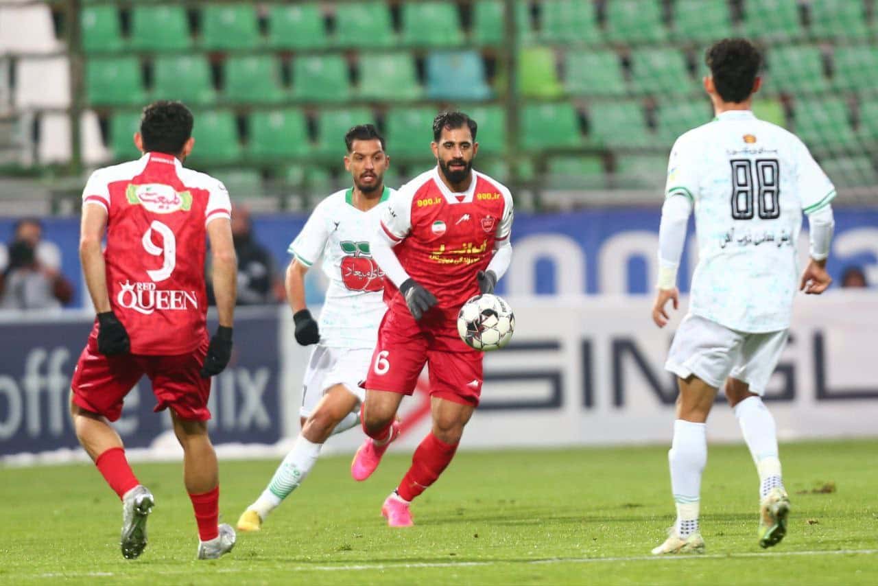 کنعانی پسر جنجالی را پیدا کرد؛ هدیه به مرد پرحاشیه پرسپولیس! + عکس