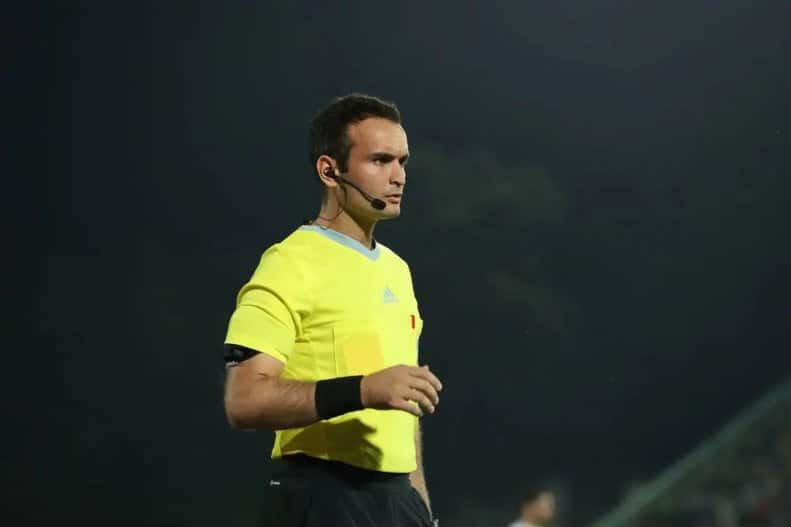 داور