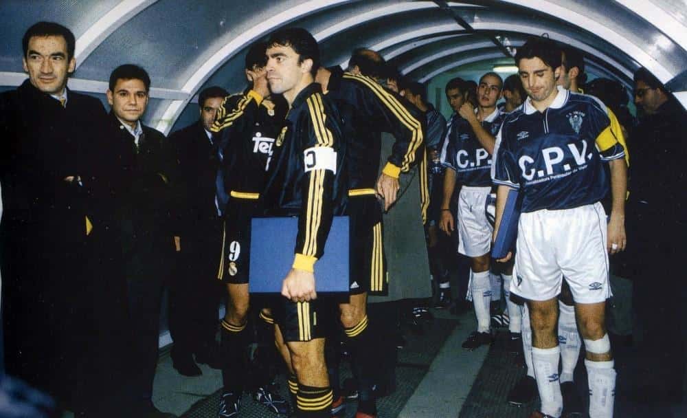 سانتیاگو سولاری - دیدار با تولدو 2000