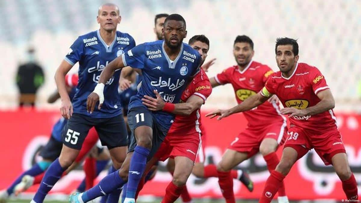 نگرانی هواداران استقلال و پرسپولیس؛ واگذاری سرخابیها یا حذف از آسیا؟