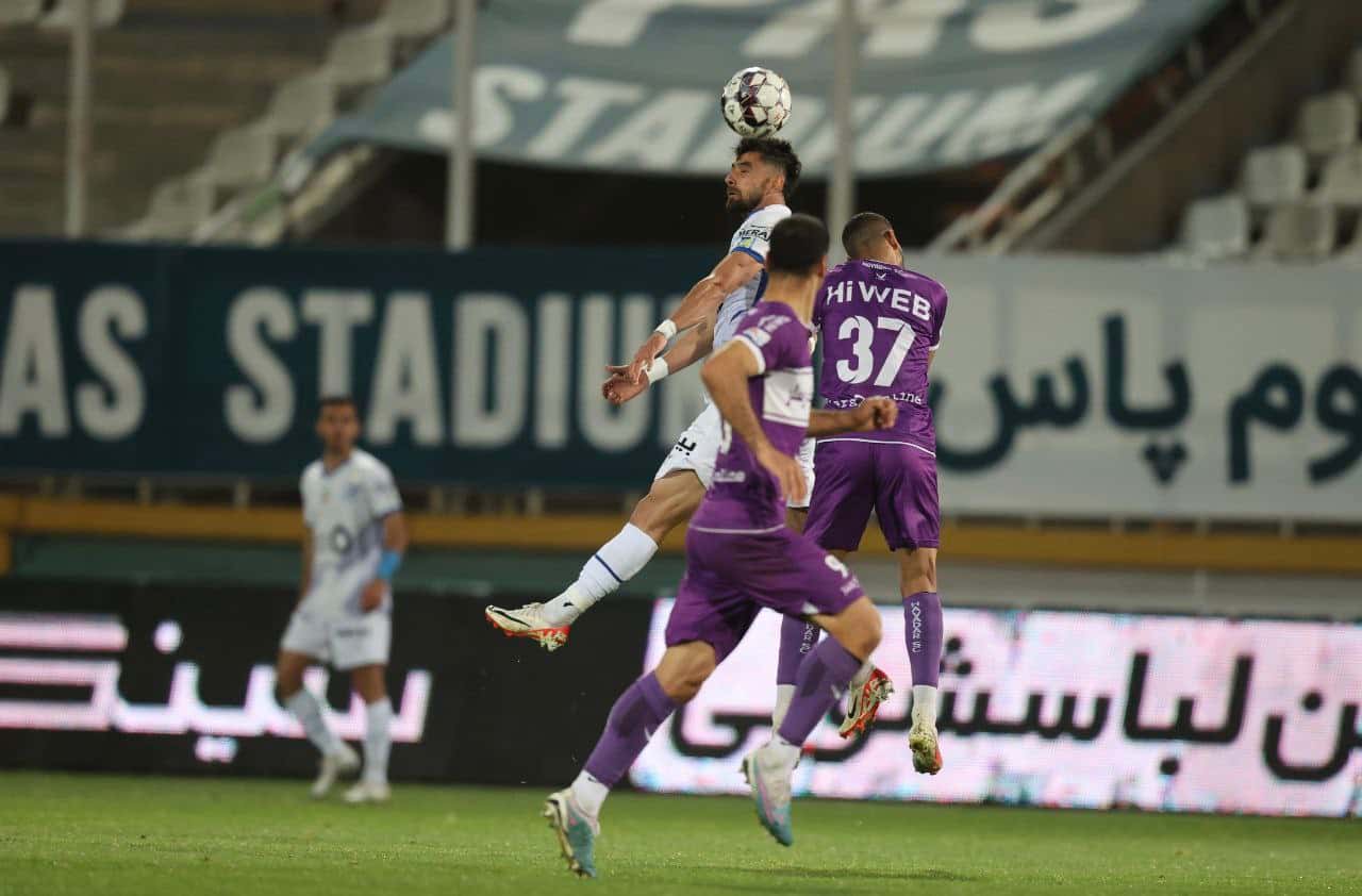 جدول لیگ برتر تا پایان هفته 21؛ فاصله استقلال و پرسپولیس حفظ شد