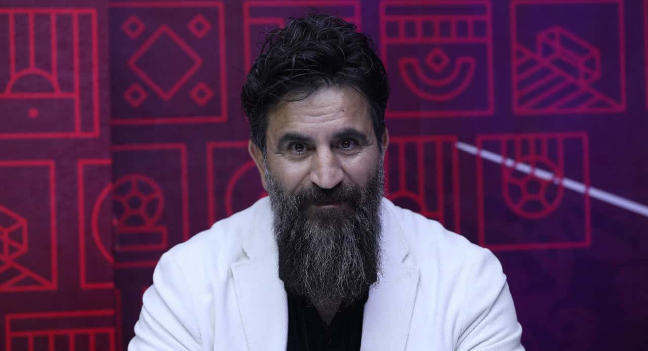 طوفان داوود حق دوست، مشاور مدیر عامل استقلال علیه جواد نکونام!