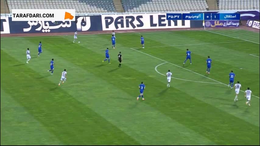 واکنش دیدنی سید حسین حسینی روی ضربه بازیکنان آلومینیوم (استقلال 1-0 آلومینیوم اراک)