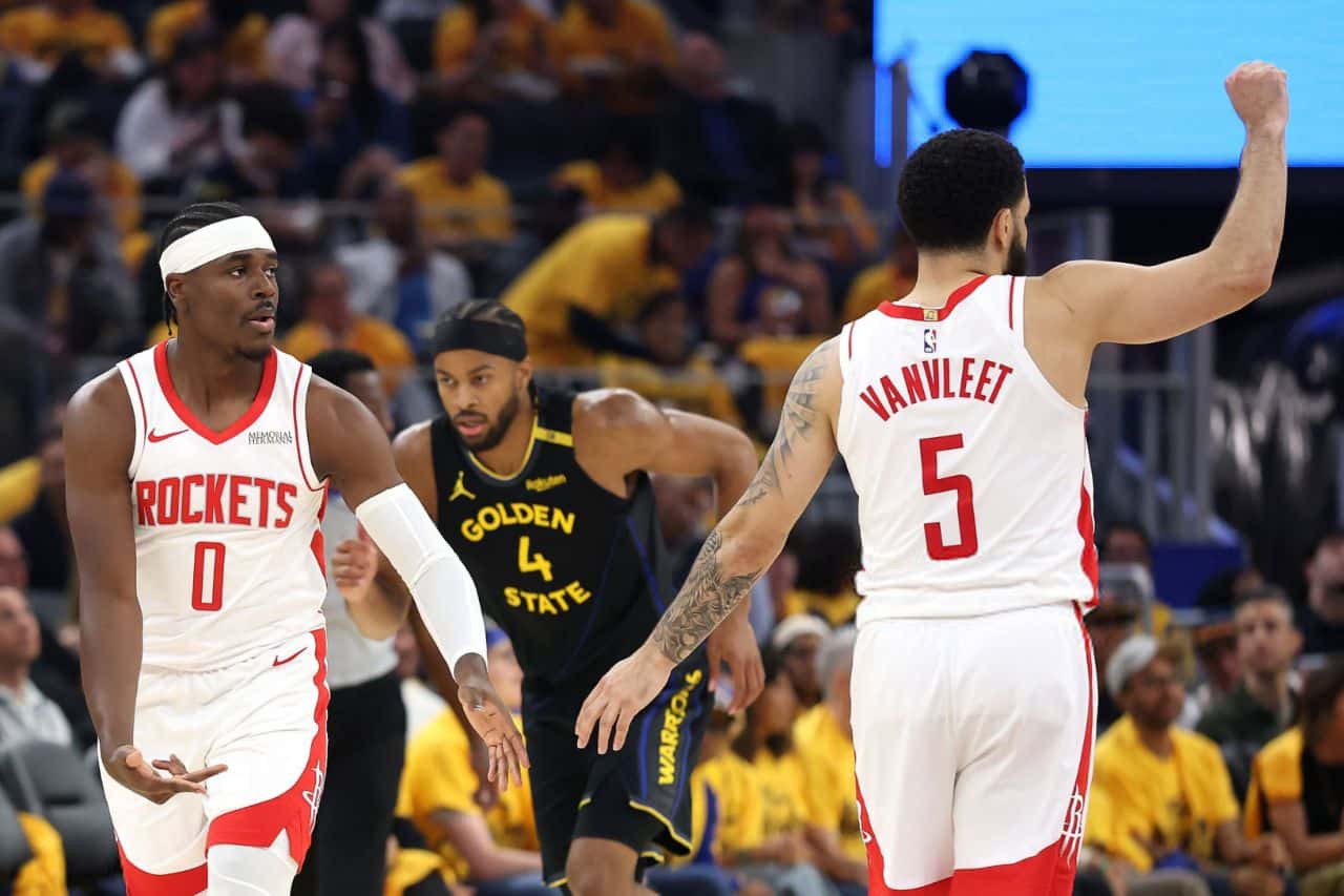 بسکتبال NBA - گلدن استیت وریرز و هیوستون راکتس