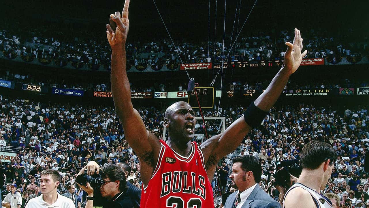مایکل جردن - پس از قهرمانی شیکاگو بولز در NBA - فصل 99-1998 - آخرین قهرمانی جردن
