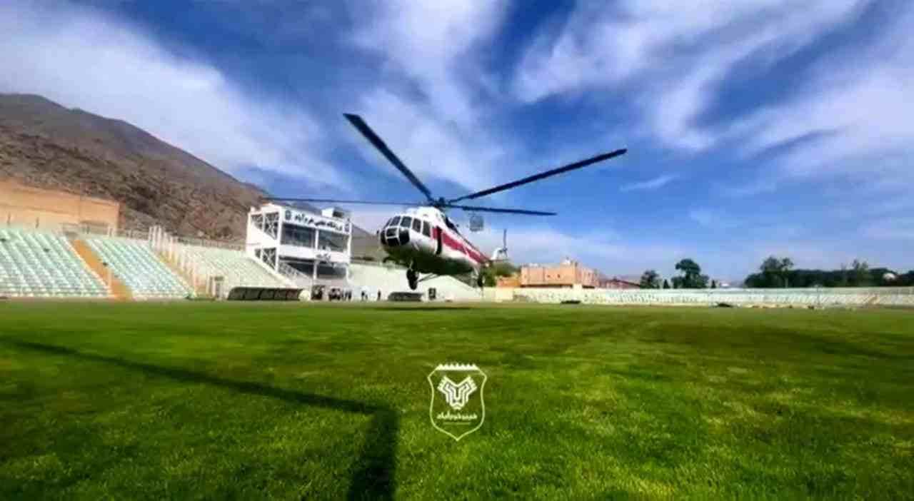 بالگرد در استادیوم خیبر