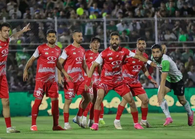 عکس از بازیکنان پرسپولیس در بازی مقابل خیبر خرم آباد