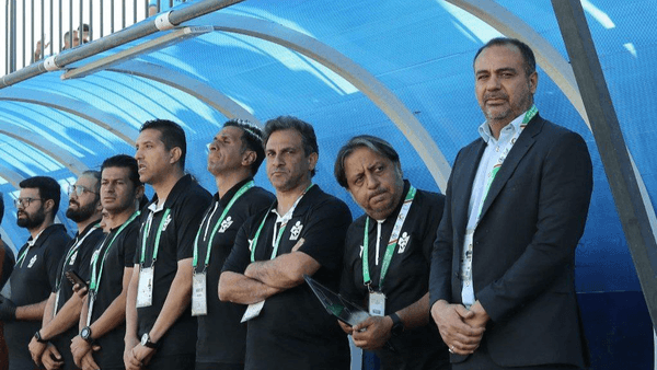 عکس از رضا رهقی مدیر پیکان