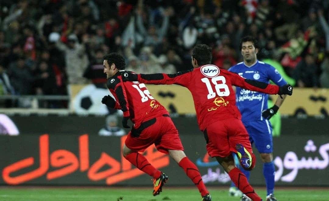 شادی ایمون زاید پس از گل سوم به استقلال در دربی ۷۴