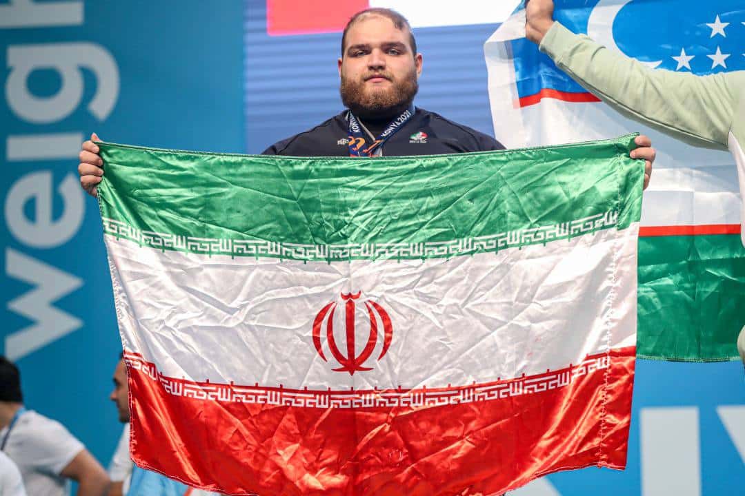 علیرضا یوسفی-قهرمان وزنه برداری