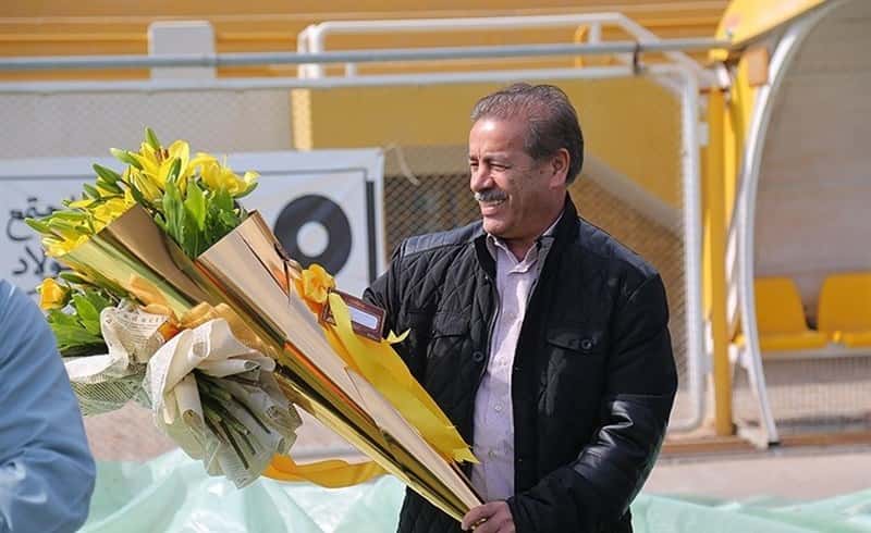 سرمربی سپاهان - مربی سابق تیم ملی ایران - سرمربی سابق ذوب آهن - لیگ برتر ایران