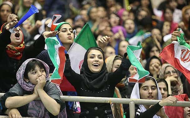 پروانه سلحشوری: رئیس جمهور در زمینه ورود بانوان به ورزشگاه ها، دستور صادر کرده است