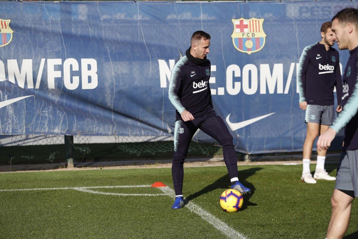 barcelona-بارسلونا-هافبک-برزیل