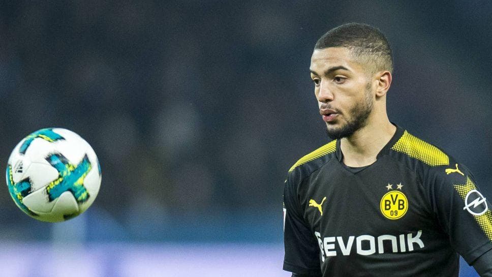 دورتموند-مدافع دورتموند-آلمان-Dortmund