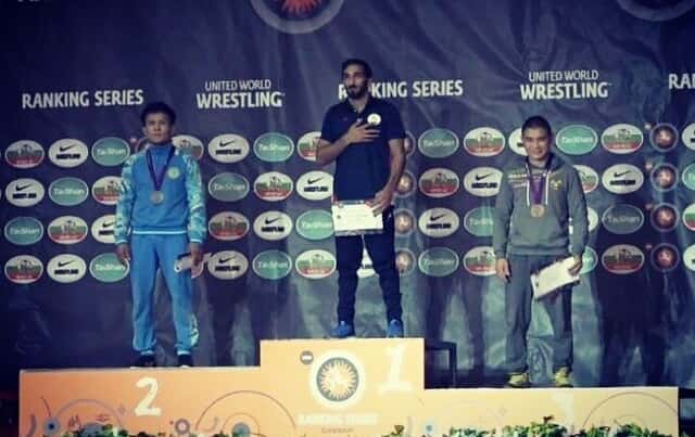 کشتی آزاد - جام ساساری - دیسکالیفه شدن یخکشی - wrestling - freestyle wrrestling