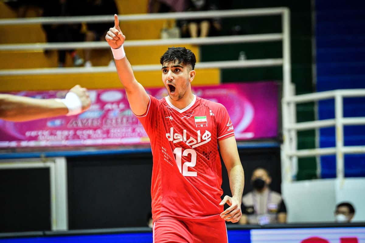 عرشیا به نژاد عضو تیم ملی والیبال ایران