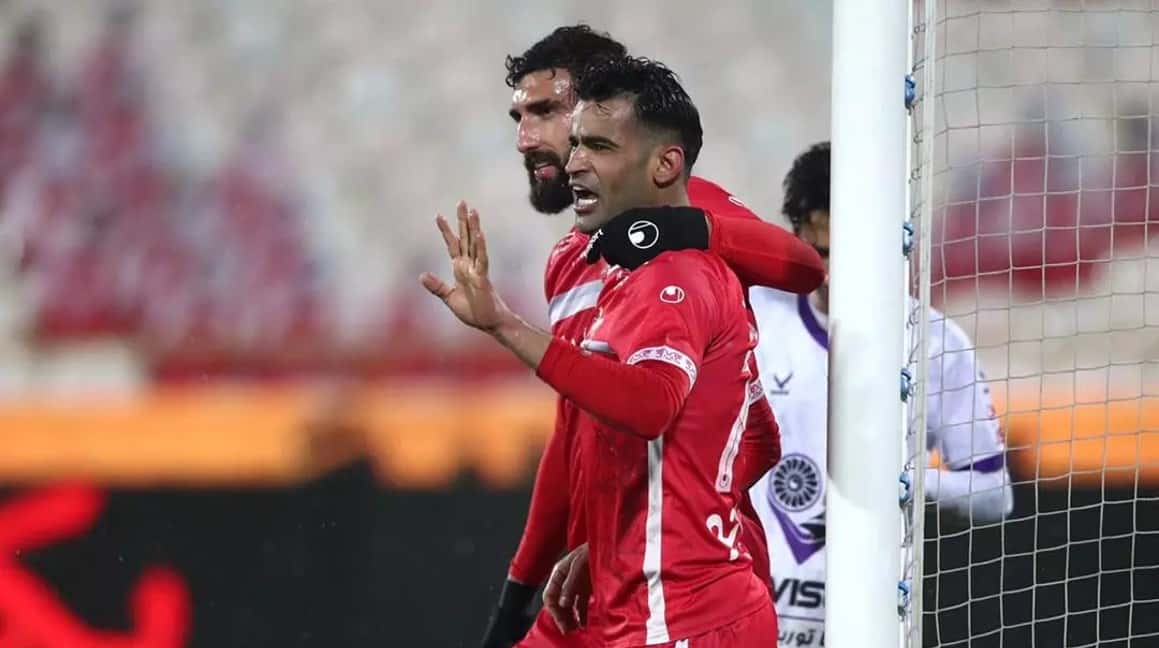 مورد جالب عیسی آل کثیر؛ دهمین مردی که مستقیم از پرسپولیس به استقلال میرود
