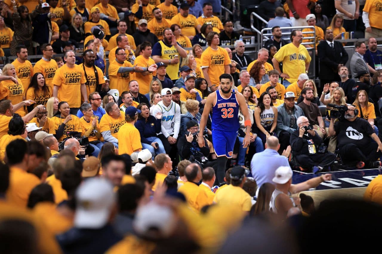 پلی آف بسکتبال NBA - پیروزی نیویورک نیکس مقابل ایندیانا پیسرز در بازی سوم کنفرانس شرق