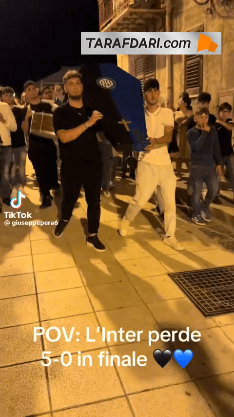 مراسم خاکسپاری و حمل تابوت اینتر توسط هواداران میلان