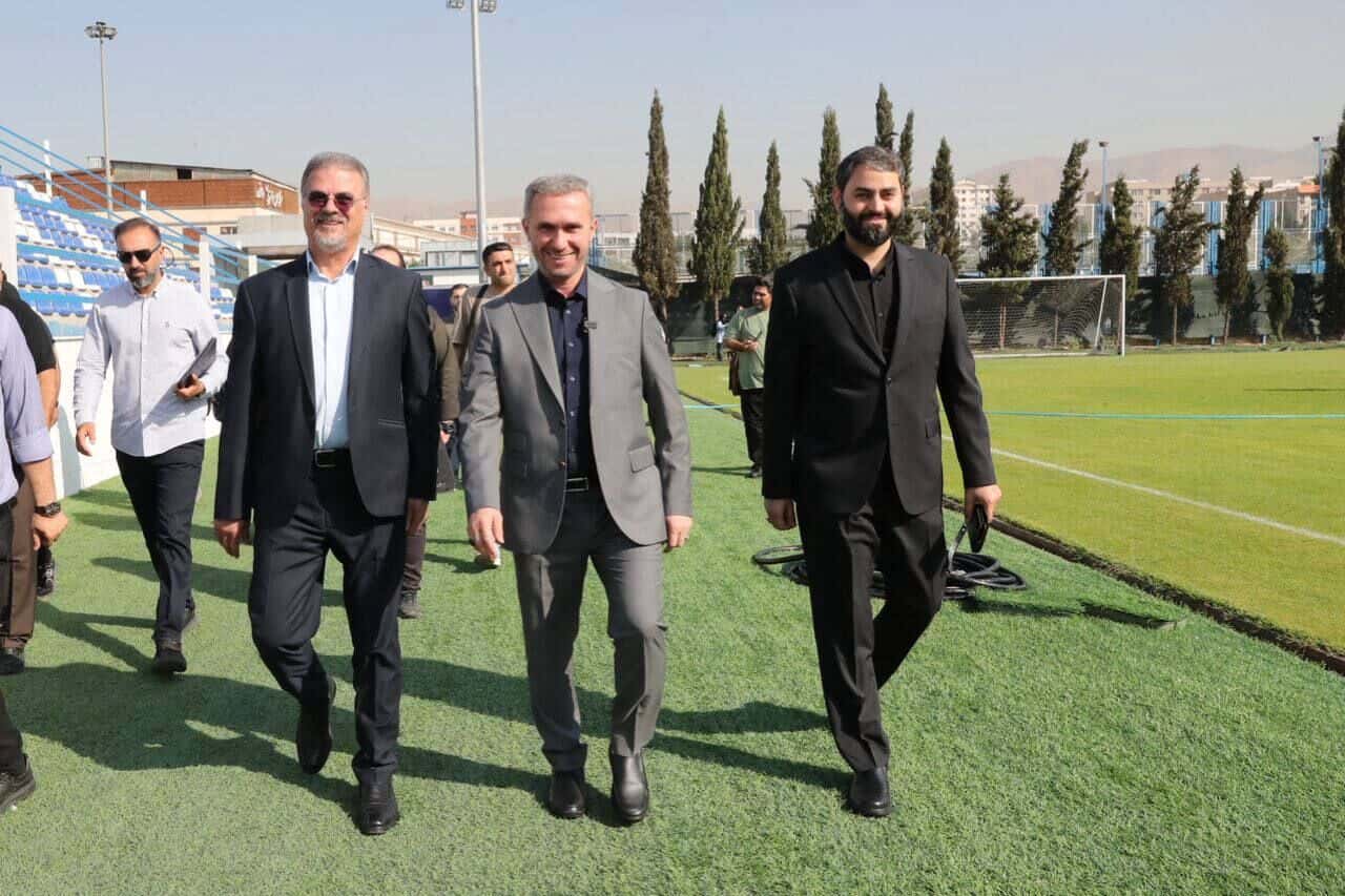 عکس از محمدرضا پوریافر و علی نظری جویباری در بازدید از کمپ ناصر حجازی