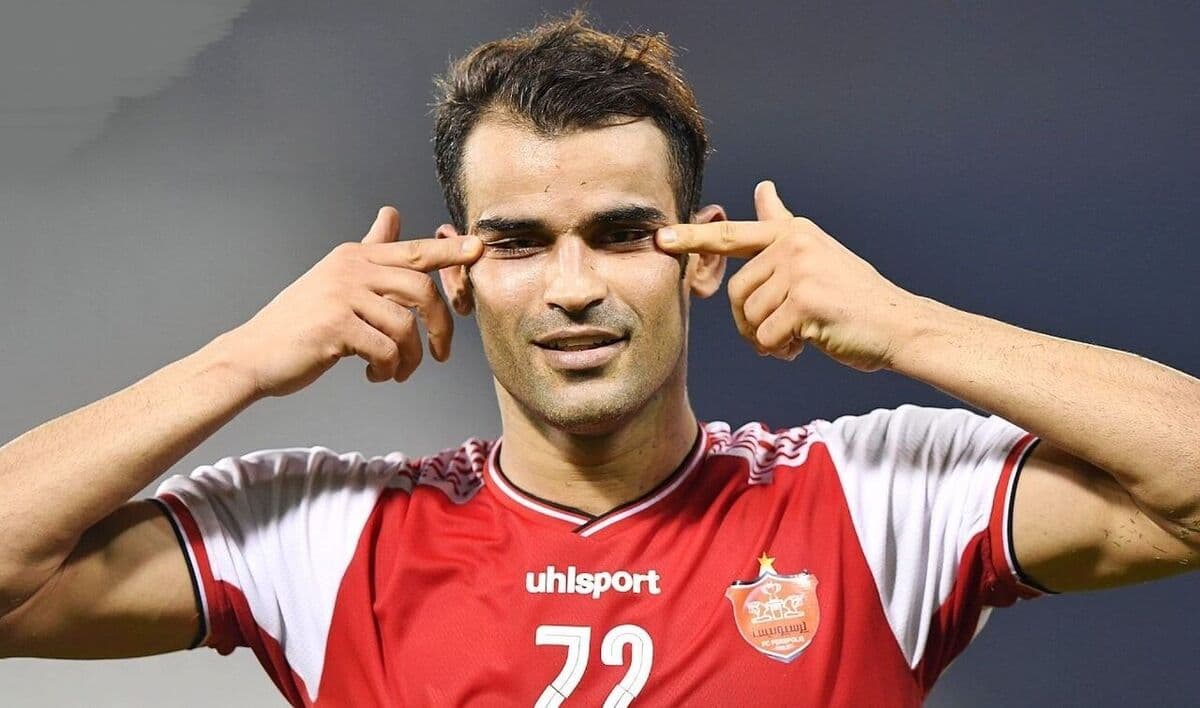 عکس از عیسی آل کثیر مهاجم سابق پرسپولیس