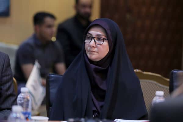 عکس از فریبا محمدیان معاون توسعه ورزش بانوان وزارت ورزش و جوانان