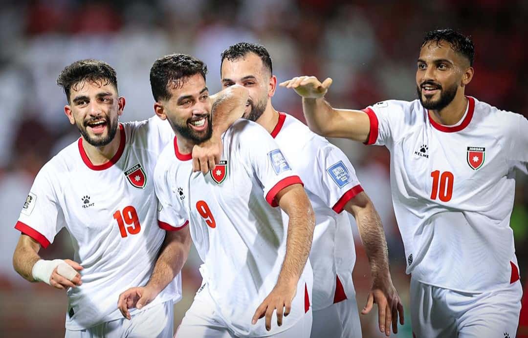 عکس از خوشحالی بعد از گل بازیکنان تیم ملی اردن پس از گل به عمان