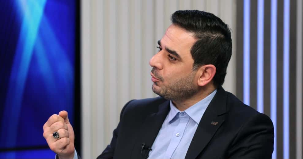 عکس از سید میلاد تقوی رییس فدراسیون والیبال ایران ۱۴۰۴