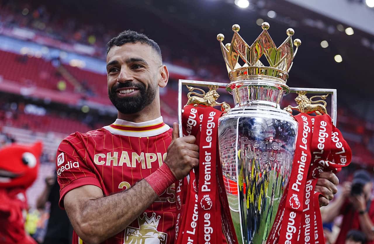 محمد صلاح وینگر مصری در زمین - لیورپول