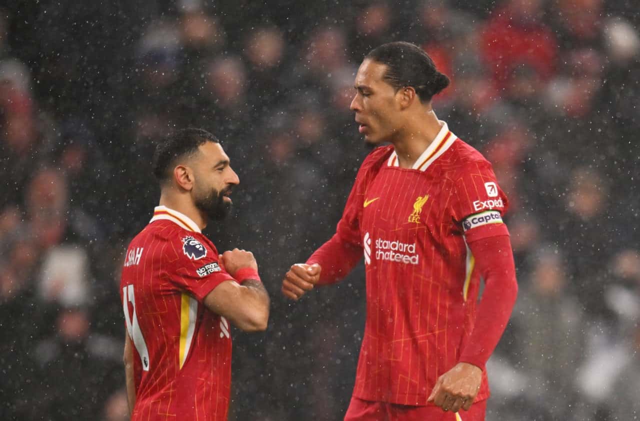 فن دایک و محمد صلاح در دیدار مقابل منچستریونایتد