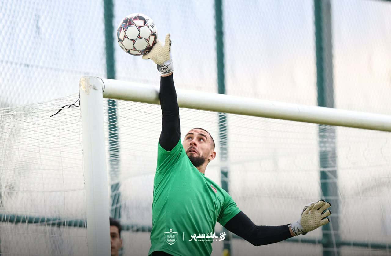 آلکسی گندوز دروازه بان پرسپولیس تهران و تیم ملی الجزایر - لیگ برتر ایران
