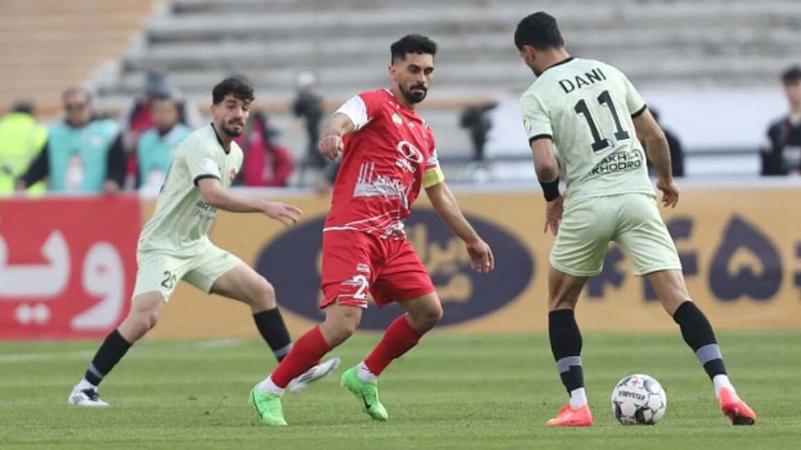 امید عالیشاه - پرسپولیس - لیگ برتر ایران - دانیال اسماعیلی فر - تراکتور - تیم ملی ایران - لیگ نخبگان آسیا