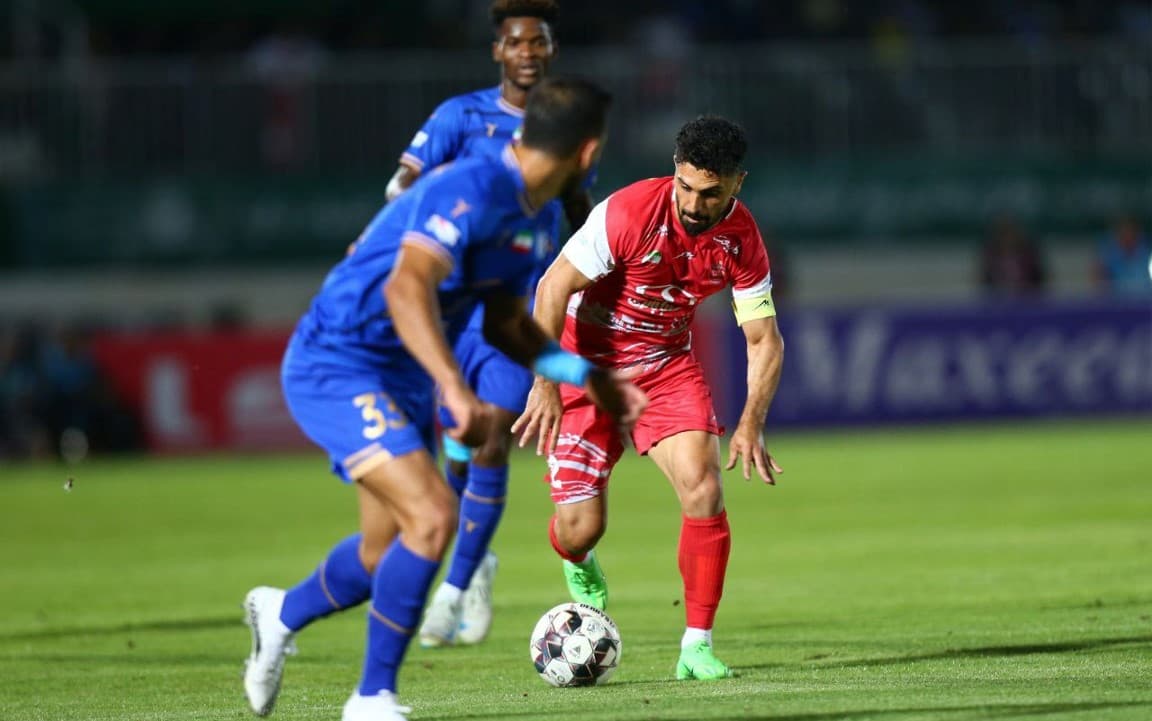 امید عالیشاه هافبک پرسپولیس تهران - لیگ برتر ایران