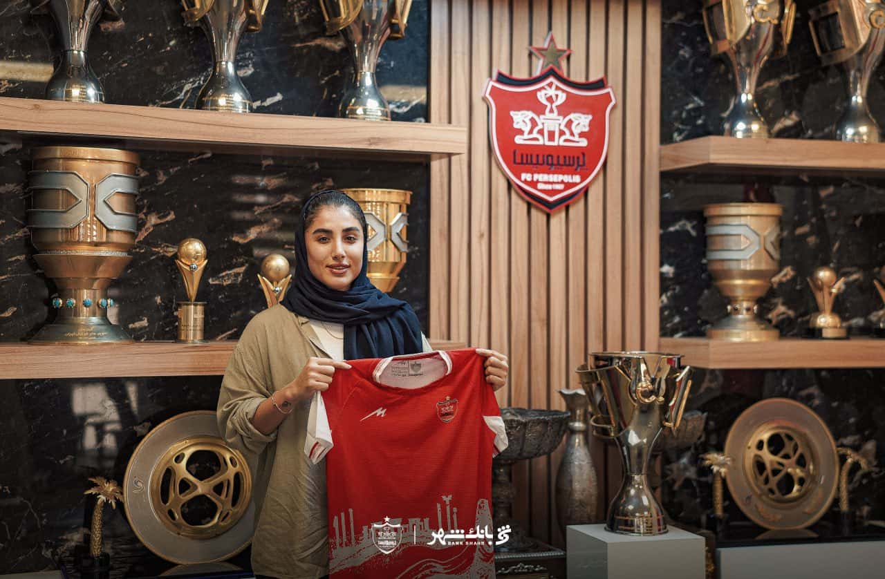سیده زهرا احمدی زاده - پرسپولیس - لیگ برتر فوتبال ایران