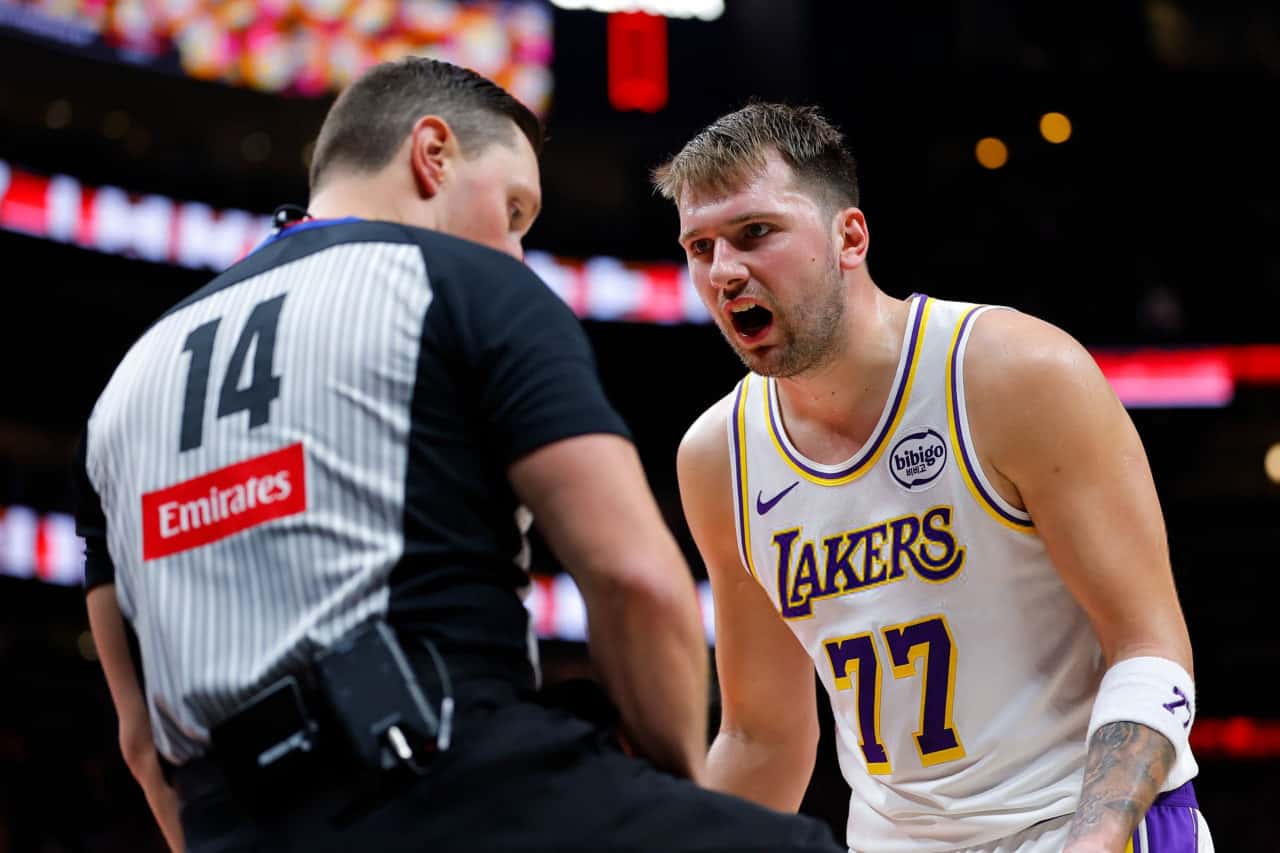 بسکتبال NBA - لس آنجلس لیکرز و آتلانتا هاوکس - لوکا دانچیچ