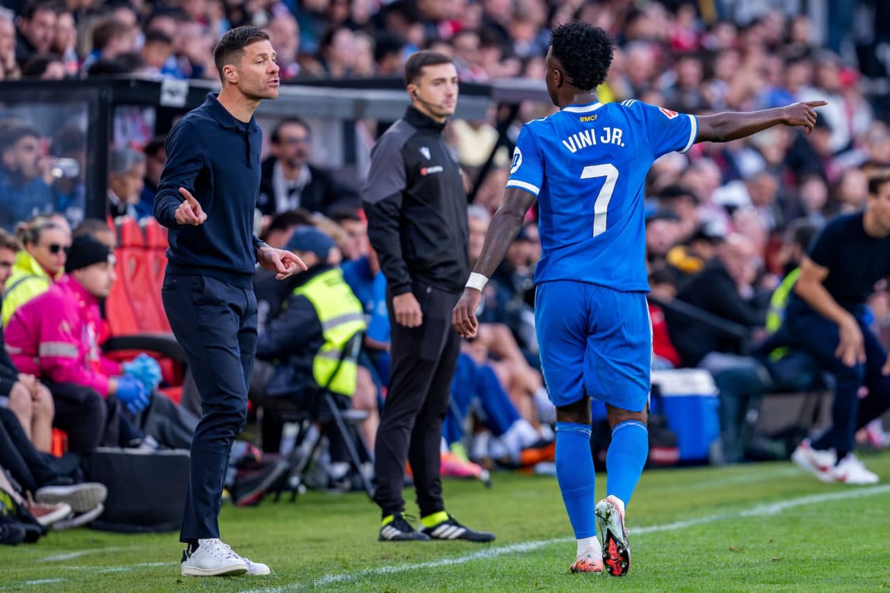 وینیسیوس جونیور، وینگر برزیلی رئال مادرید - ژابی آلونسو، سرمربی رئال مادرید - تساوی با رایو وایکانو - فصل 26-2025 لالیگا